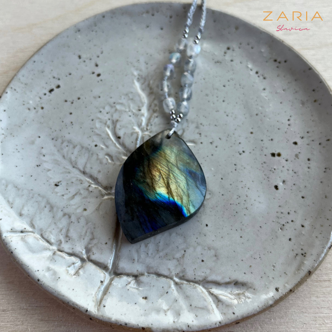 Necklace LABRADORITE