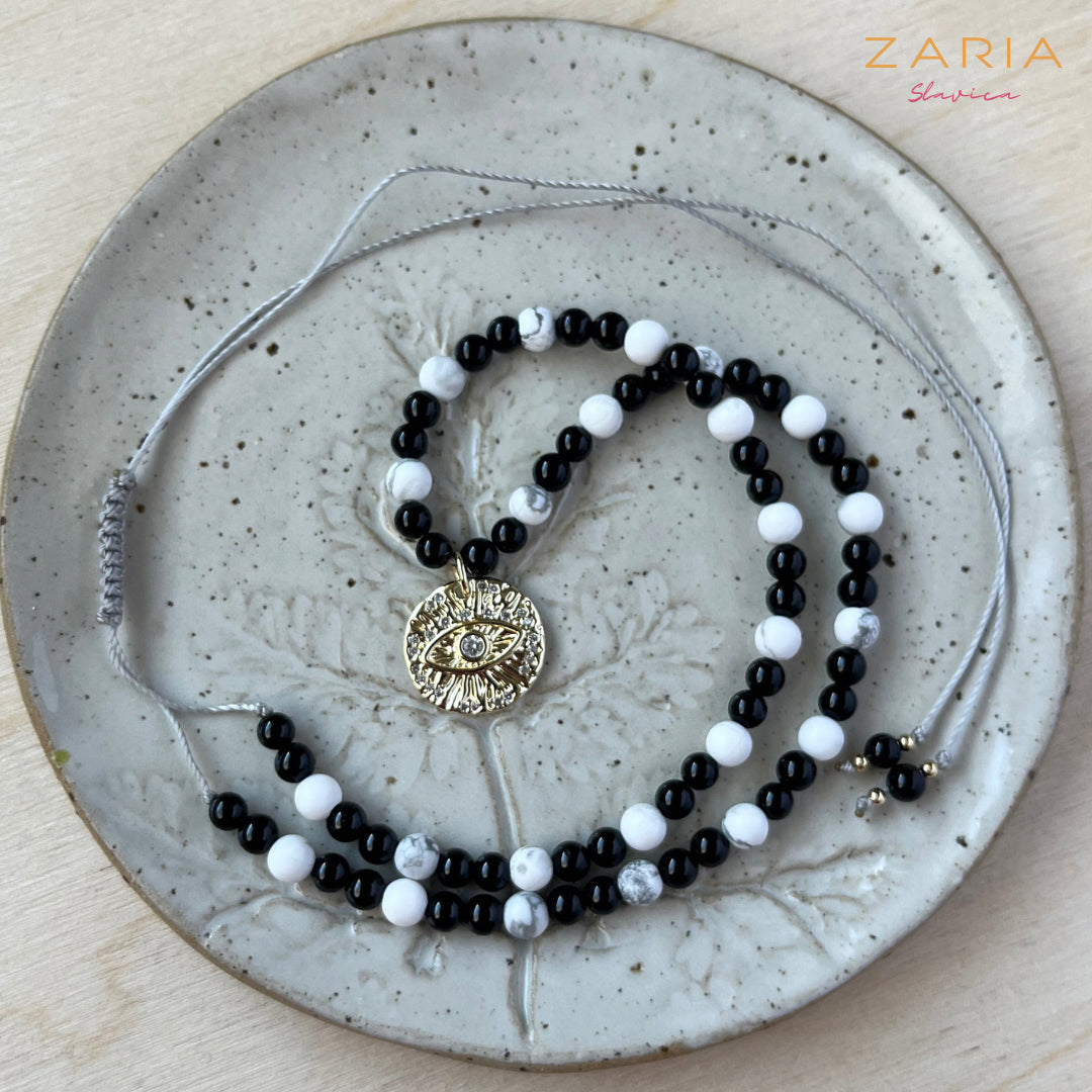 Necklace ONYX, HOWLITE