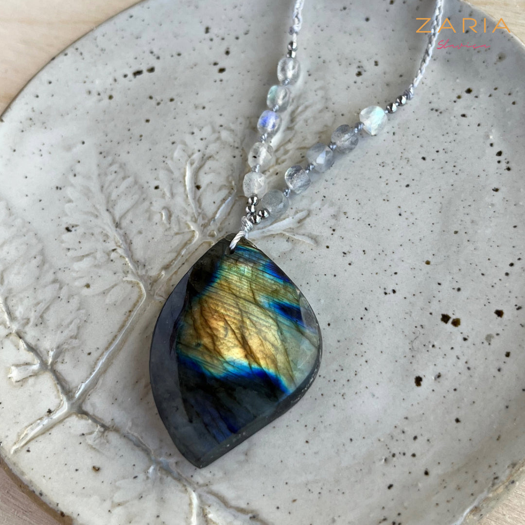 Necklace LABRADORITE